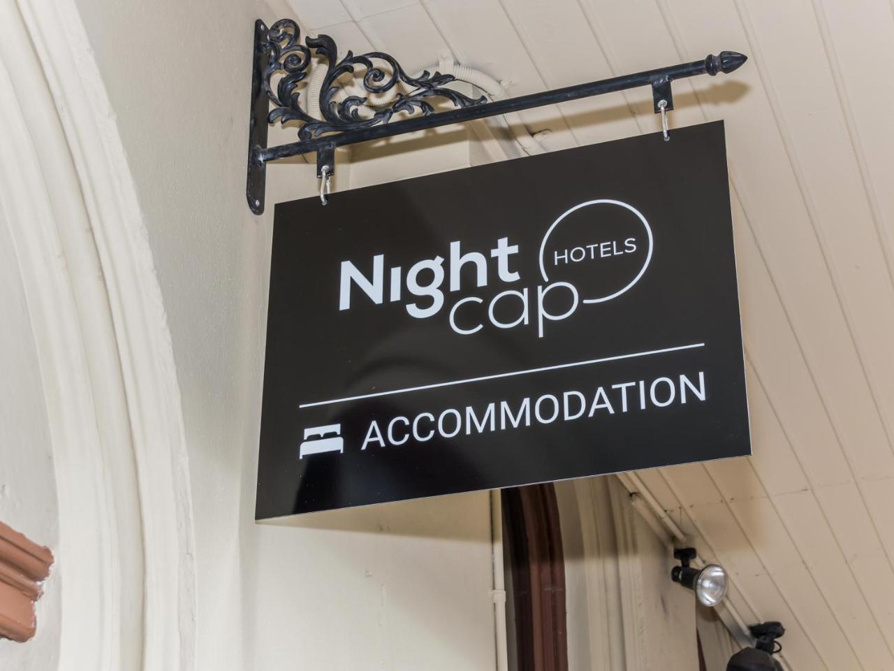 Nightcap At Belgian Beer Cafe Hotel Пърт Екстериор снимка